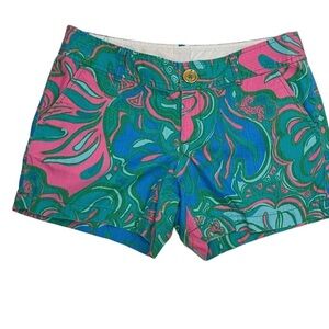 Lilly Pulitzer Callahan shorts. Lilly Lounge.
